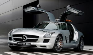 
Mercedes-Benz SLS AMG F1 Safety Car (2010).Design Extrieur Image4
 