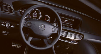 
Dcouvrez l'intrieur de la Mercedes-Benz CL 63 AMG.
 